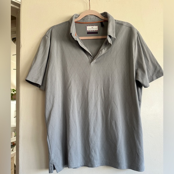 Stylish Gray Polo Shirt for Men - Picture 1 of 4
